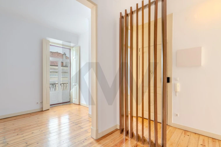 Apartamento T2 para Venda em Campolide Foto 7
