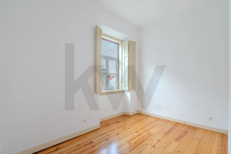 Apartamento T2 para Venda em Campolide Foto 21