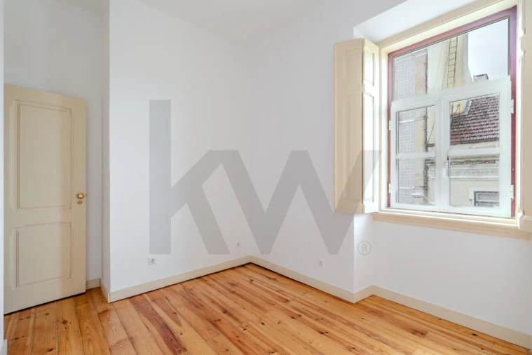 Apartamento T2 para Venda em Campolide Foto 22