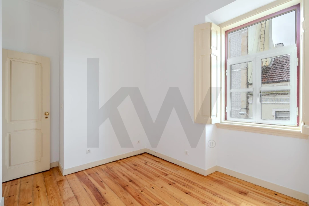 Apartamento T2 para Venda em Campolide Foto 22
