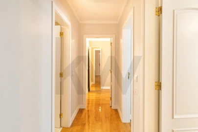 Apartamento T3 para Venda em Carnide