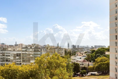 Apartamento T2 para Venda em Olivais