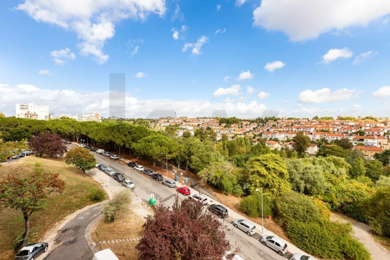 Apartamento T2 para Venda em Olivais Foto 24
