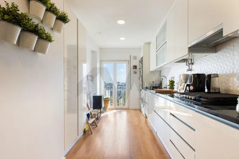 Apartamento T2 para Venda em Olivais Foto 8