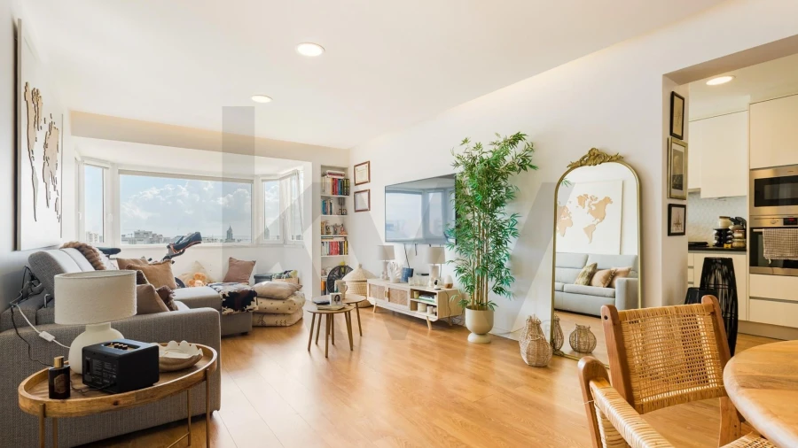 Apartamento T2 para Venda em Olivais