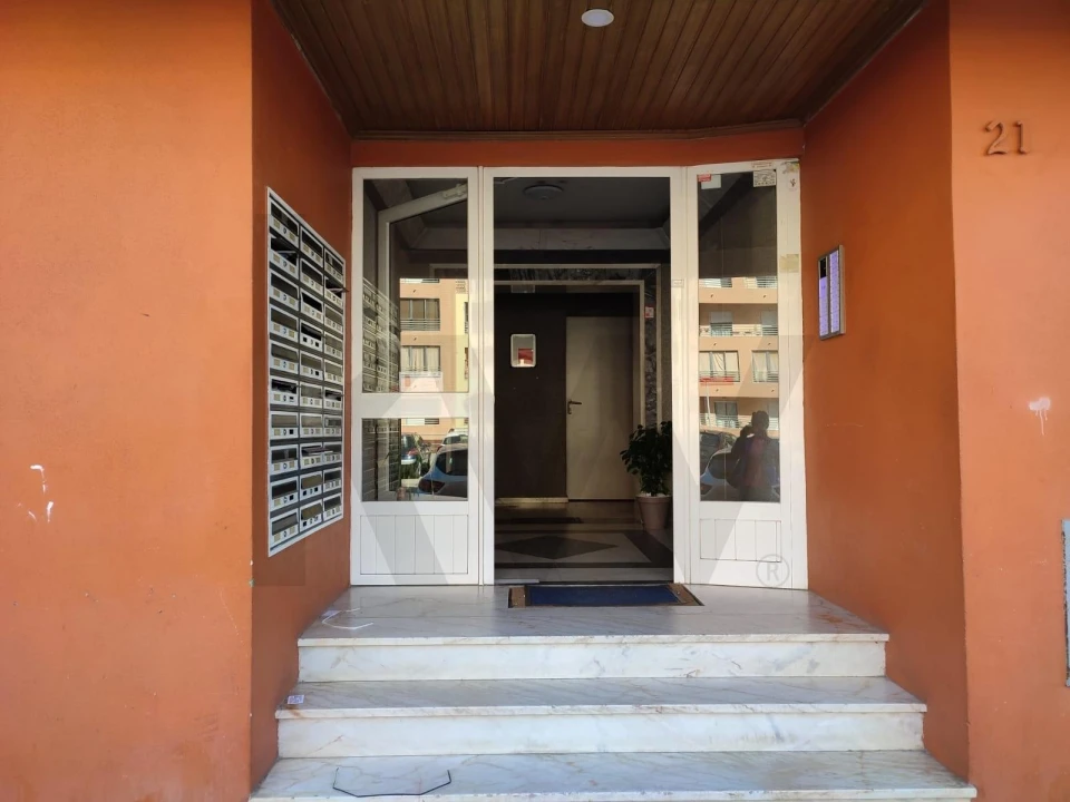 Apartamento T2 para Arrendamento em Corroios Foto 32