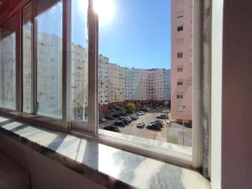 Apartamento T2 para Arrendamento em Corroios