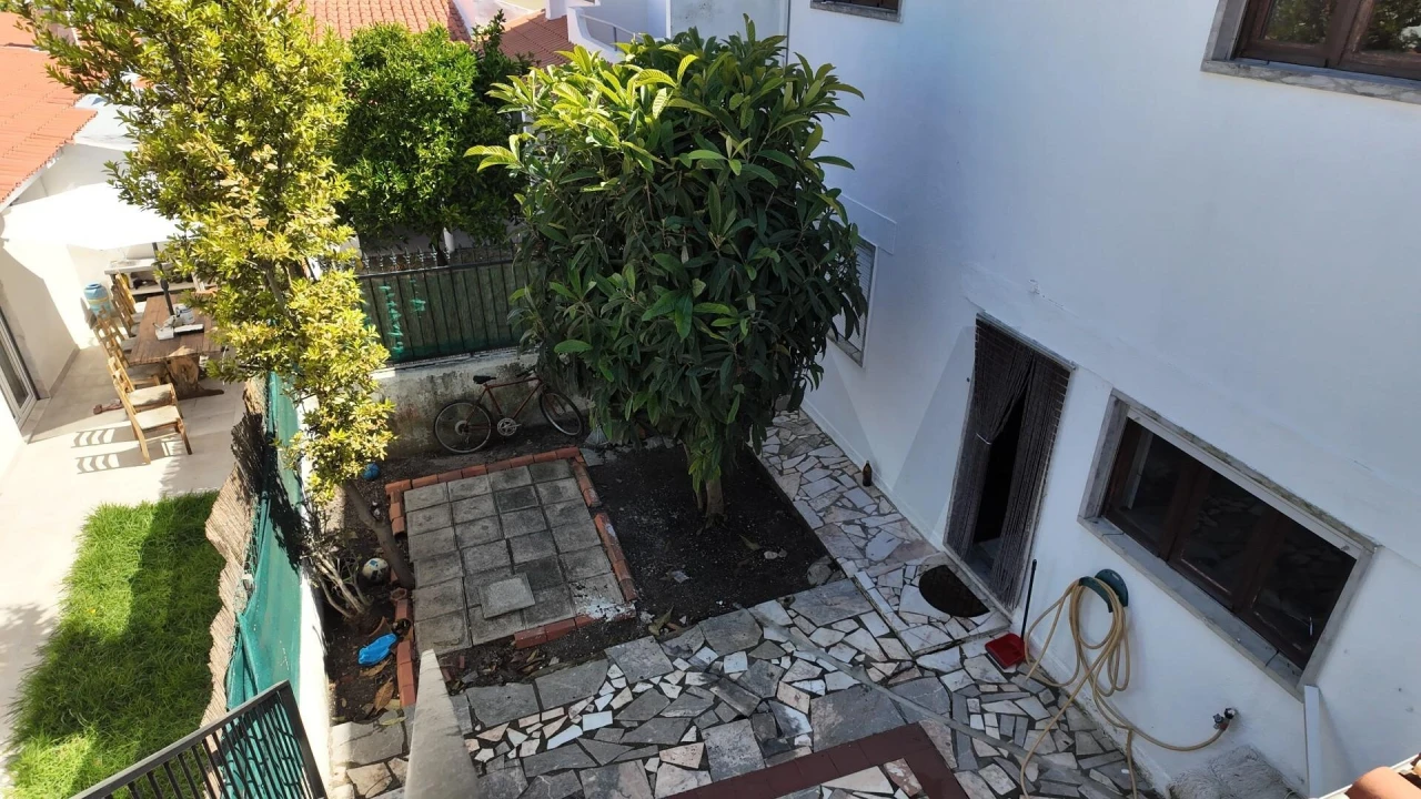 Moradia T4 para Arrendamento em Amora Foto 21