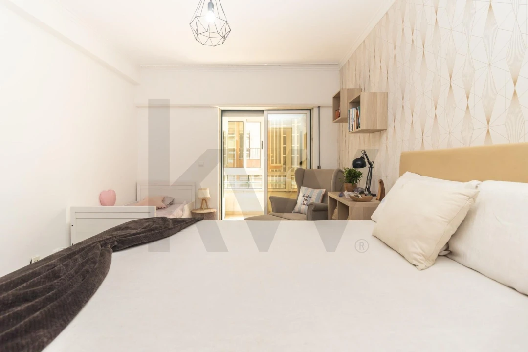 Apartamento T1 para Venda em Charneca de Caparica e Sobreda Foto 25