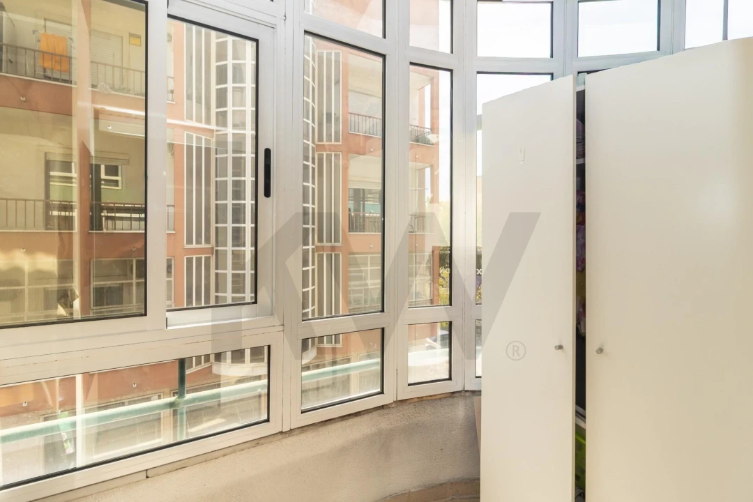 Apartamento T1 para Venda em Charneca de Caparica e Sobreda Foto 30