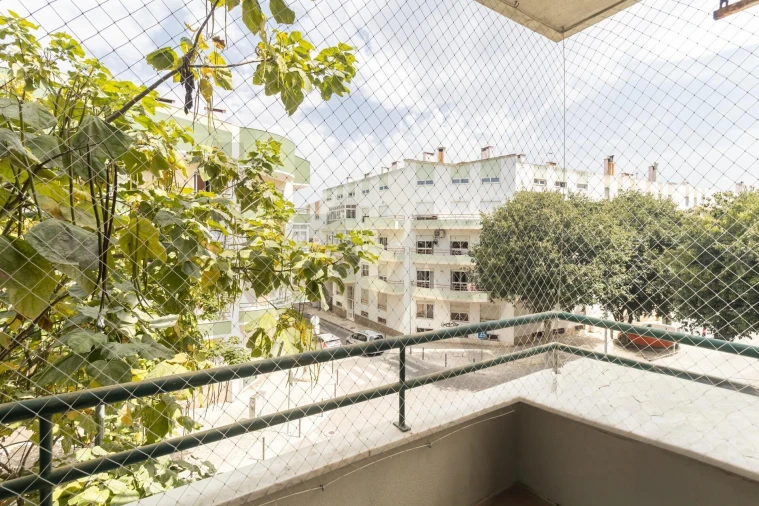 Apartamento T1 para Venda em Charneca de Caparica e Sobreda Foto 38