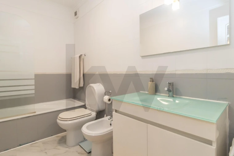 Apartamento T1 para Venda em Charneca de Caparica e Sobreda Foto 36