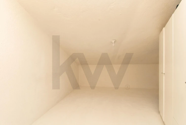 Apartamento T1 para Venda em Charneca de Caparica e Sobreda Foto 40
