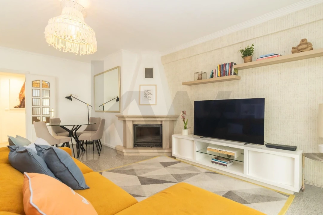 Apartamento T1 para Venda em Charneca de Caparica e Sobreda Foto 6
