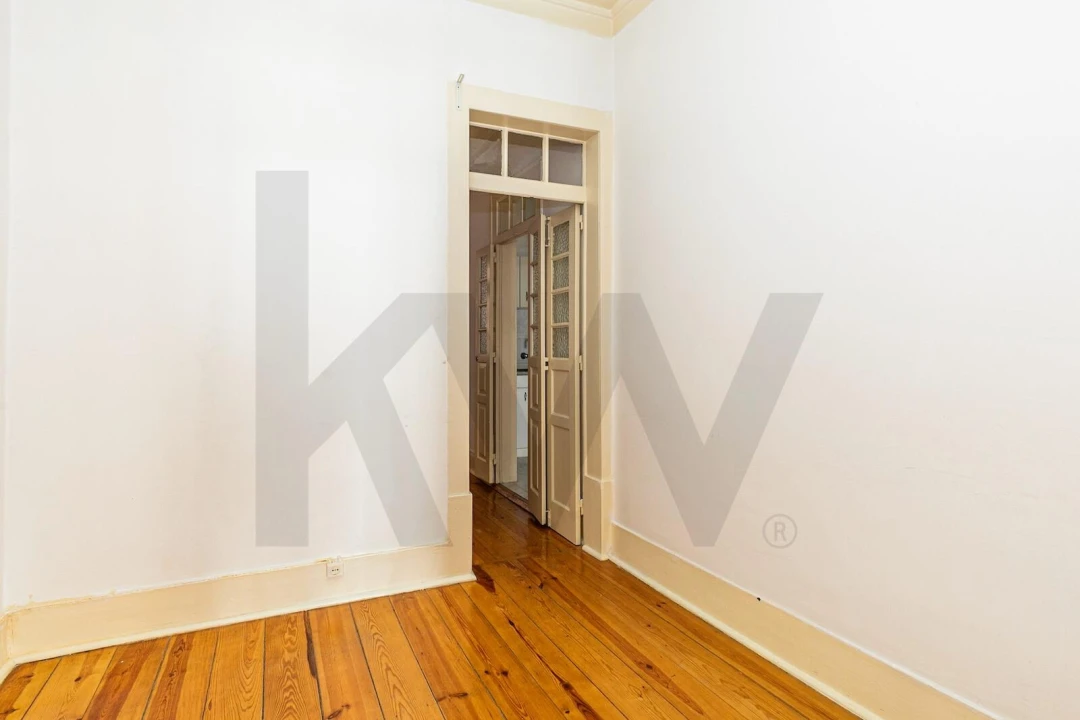 Apartamento T2 para Venda em Misericórdia Foto 10