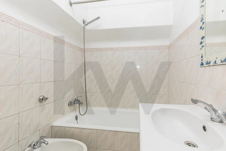 Apartamento T2 para Venda em Misericórdia Foto 17