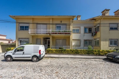 Apartamento T2 para Venda em Labruge