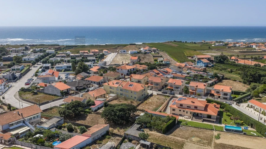 Apartamento T2 para Venda em Labruge Foto 9