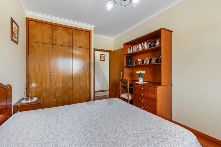 Apartamento T2 para Venda em Labruge Foto 24