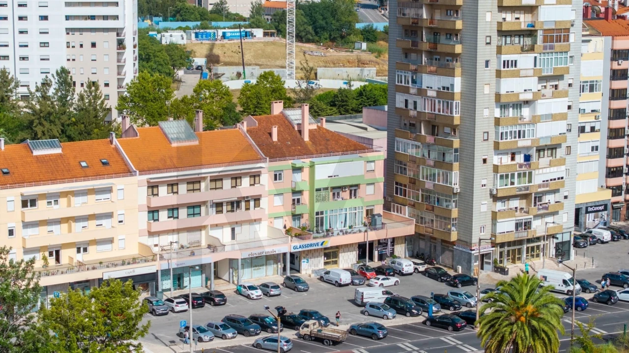 Apartamento T2 para Venda em São Domingos de Benfica Foto 43