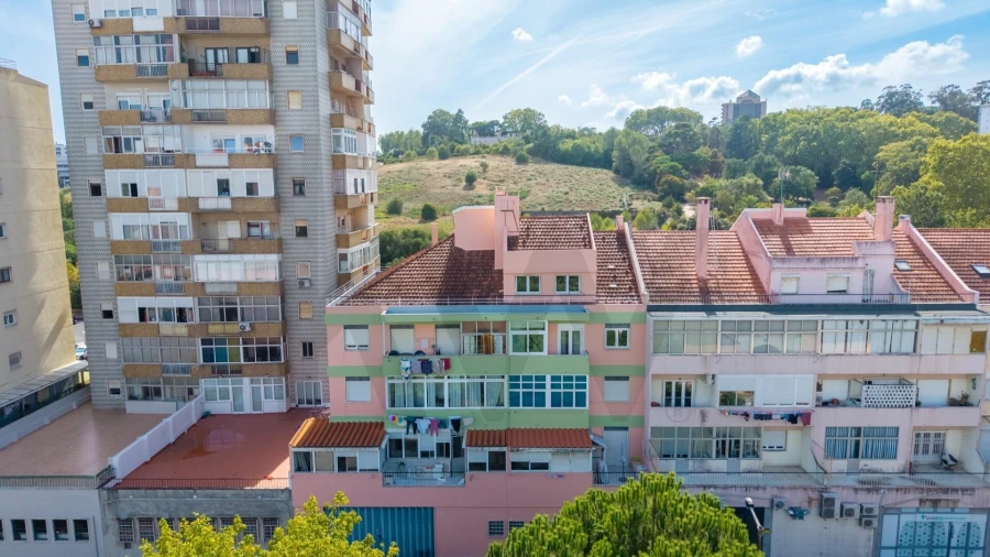 Apartamento T2 para Venda em São Domingos de Benfica Foto 40