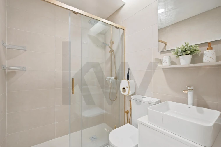Apartamento T2 para Venda em São Domingos de Benfica Foto 24