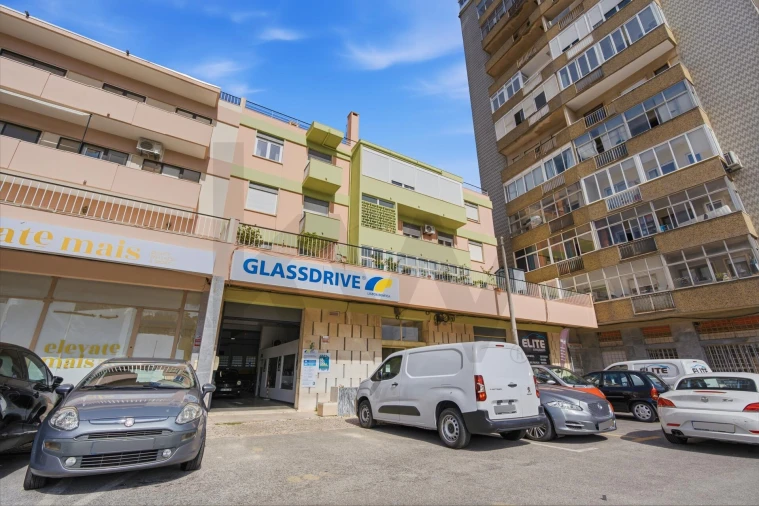 Apartamento T2 para Venda em São Domingos de Benfica Foto 39