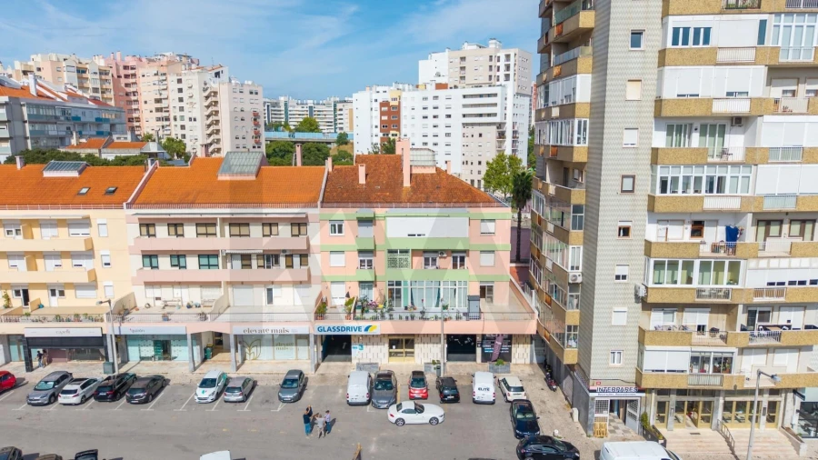 Apartamento T2 para Venda em São Domingos de Benfica Foto 41