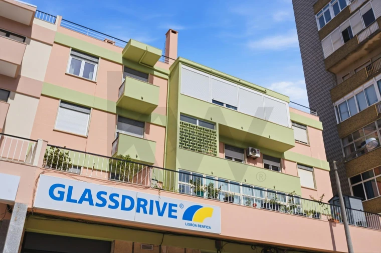 Apartamento T2 para Venda em São Domingos de Benfica Foto 38