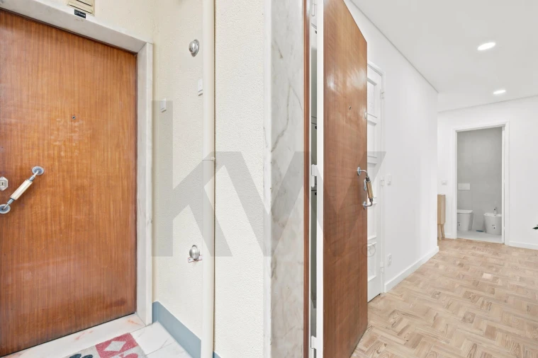 Apartamento T2 para Venda em São Domingos de Benfica Foto 33