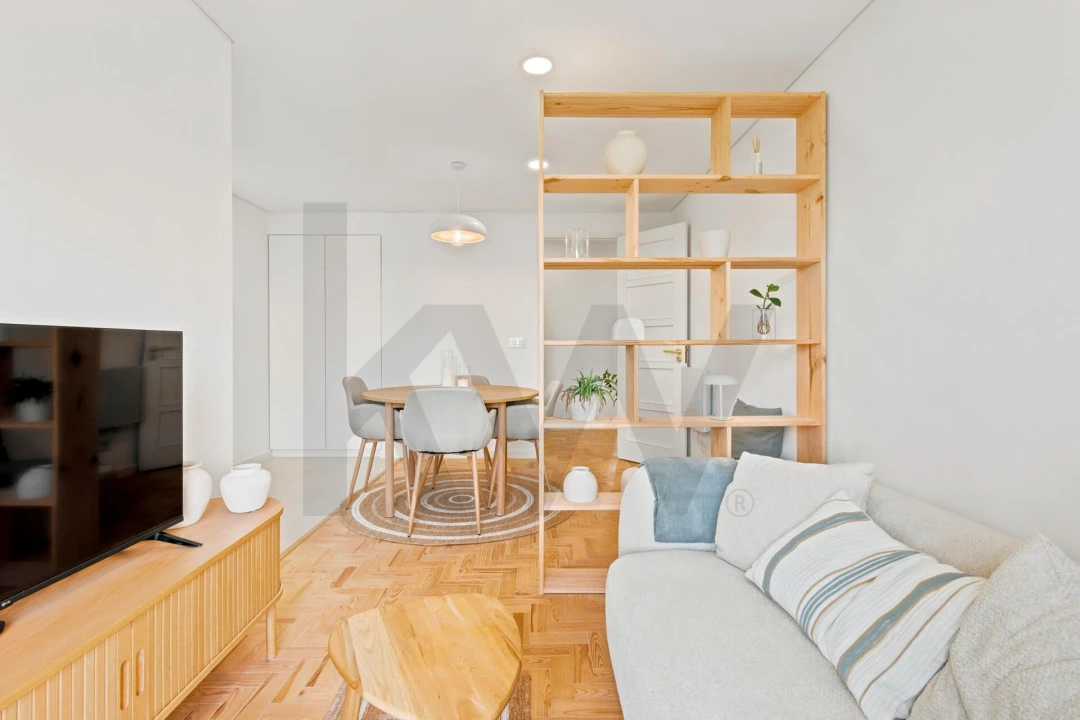 Apartamento T2 para Venda em São Domingos de Benfica Foto 4