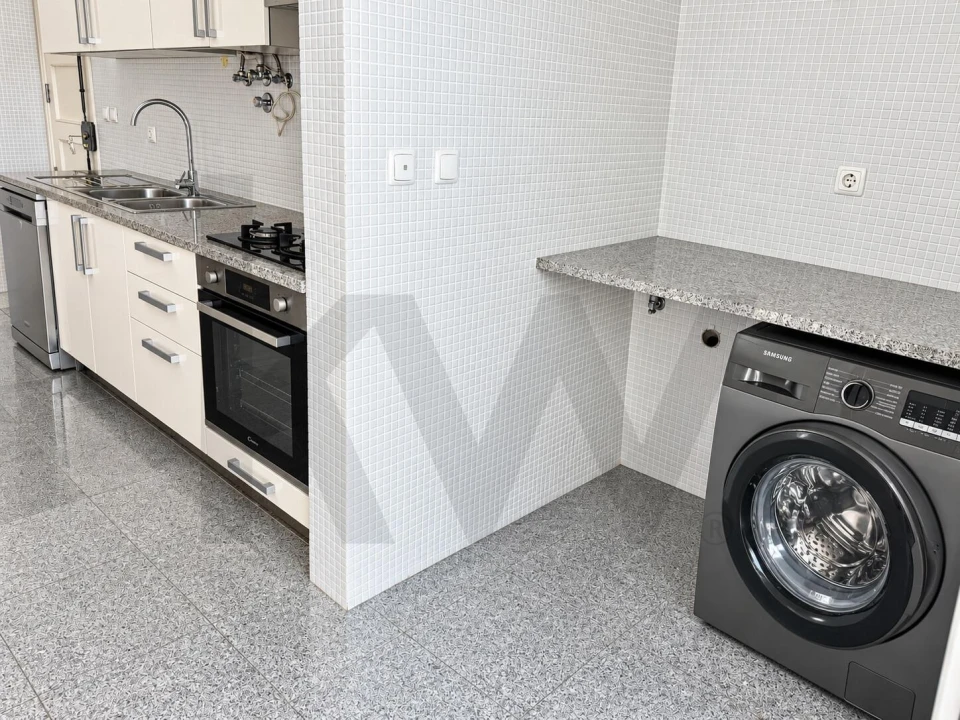 Apartamento T2 para Arrendamento em Estrela Foto 16