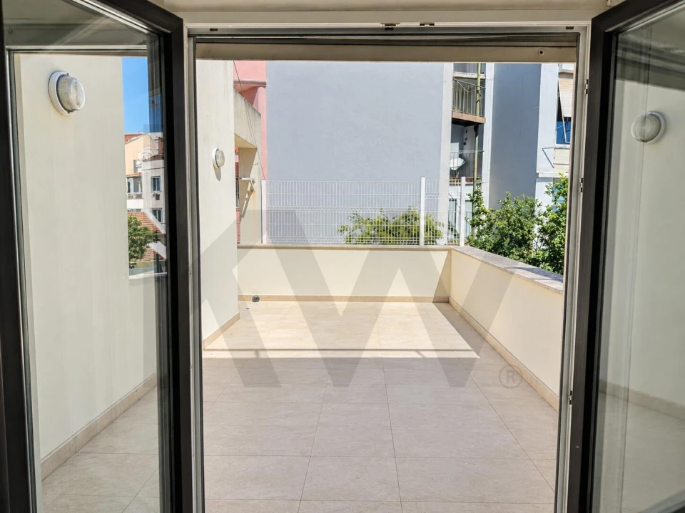 Apartamento T2 para Arrendamento em Estrela Foto 12