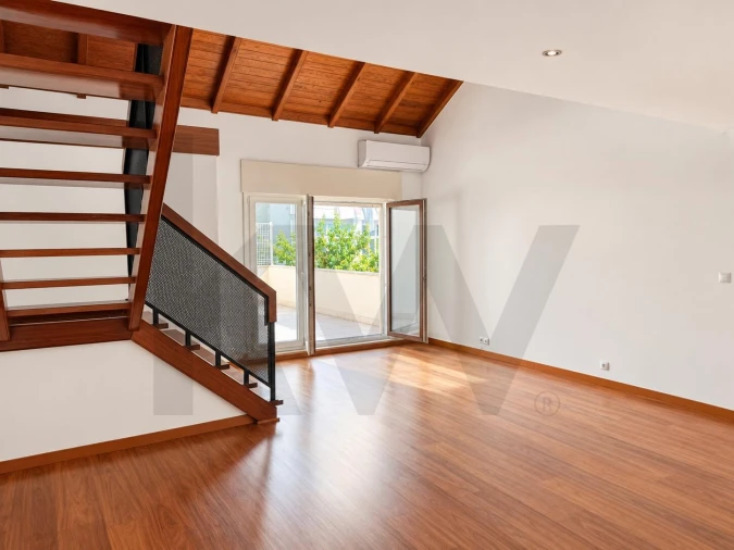 Apartamento T2 para Arrendamento em Estrela Foto 2