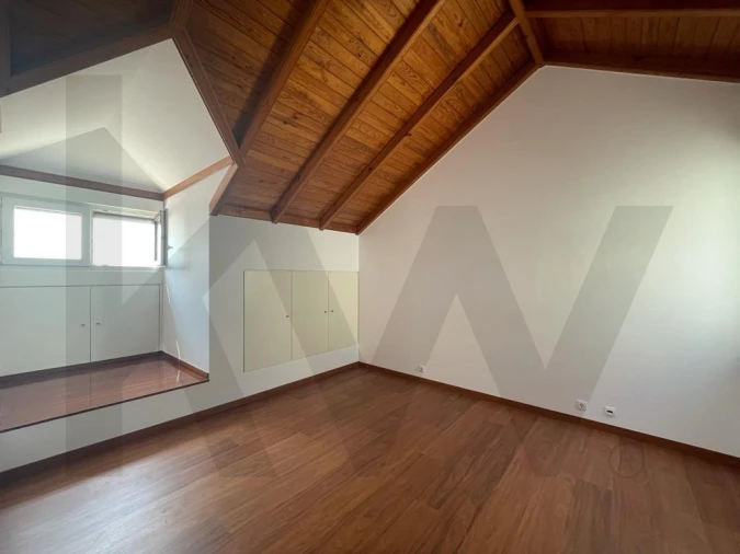 Apartamento T2 para Arrendamento em Estrela Foto 17