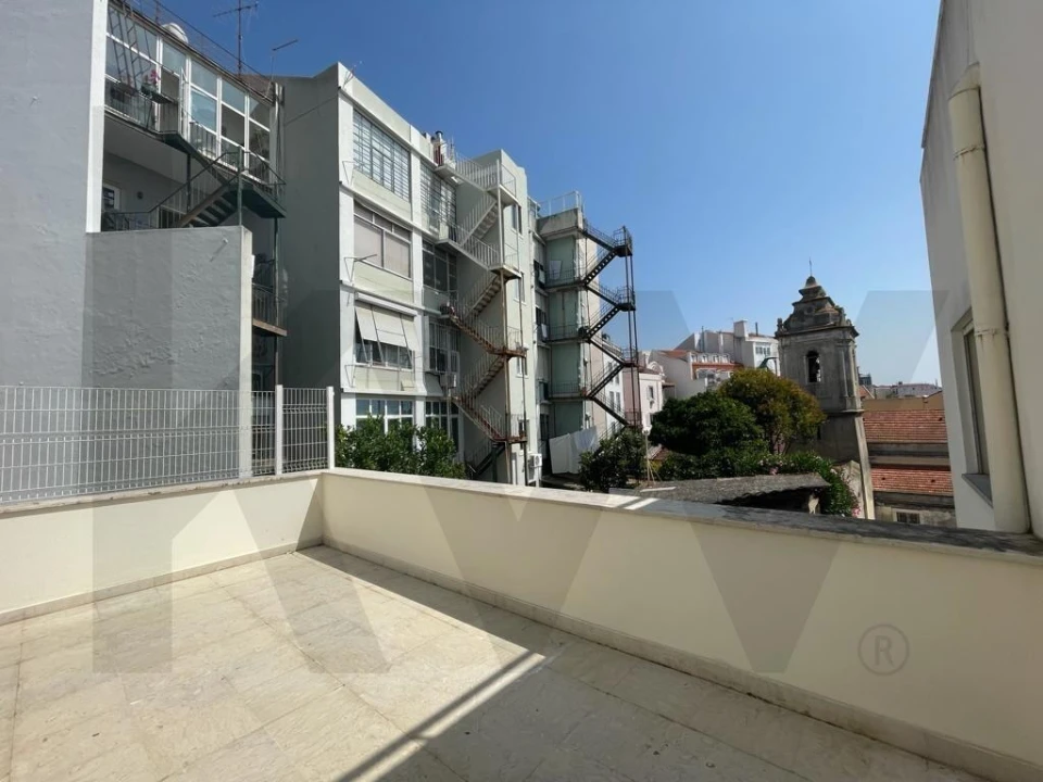 Apartamento T2 para Arrendamento em Estrela Foto 7