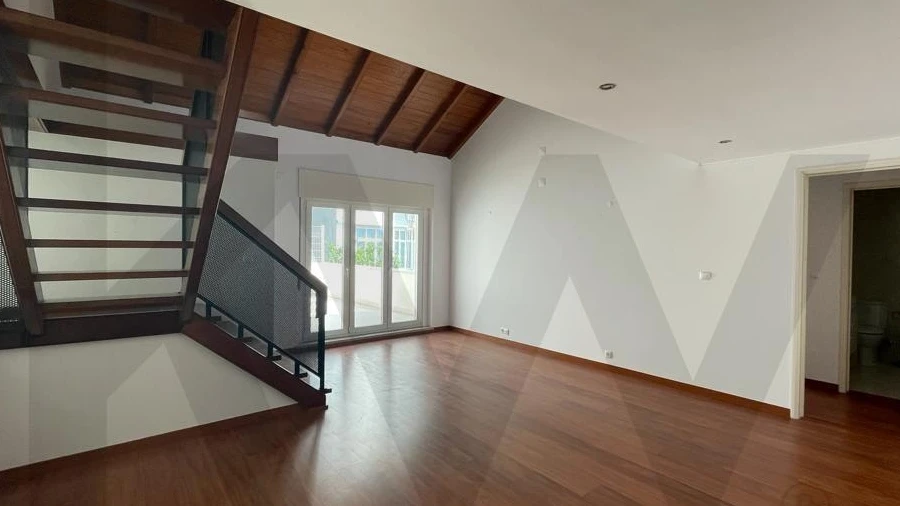 Apartamento T2 para Arrendamento em Estrela