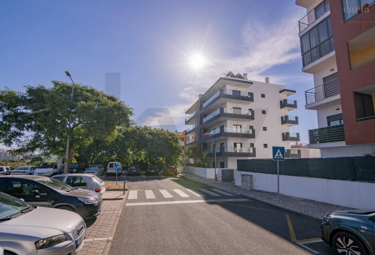 Apartamento T2 para Venda em Portimão Foto 10