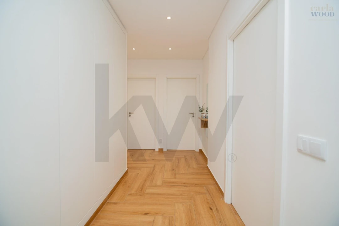 Apartamento T2 para Venda em Portimão Foto 27
