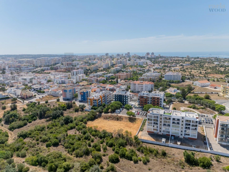 Apartamento T2 para Venda em Portimão Foto 4