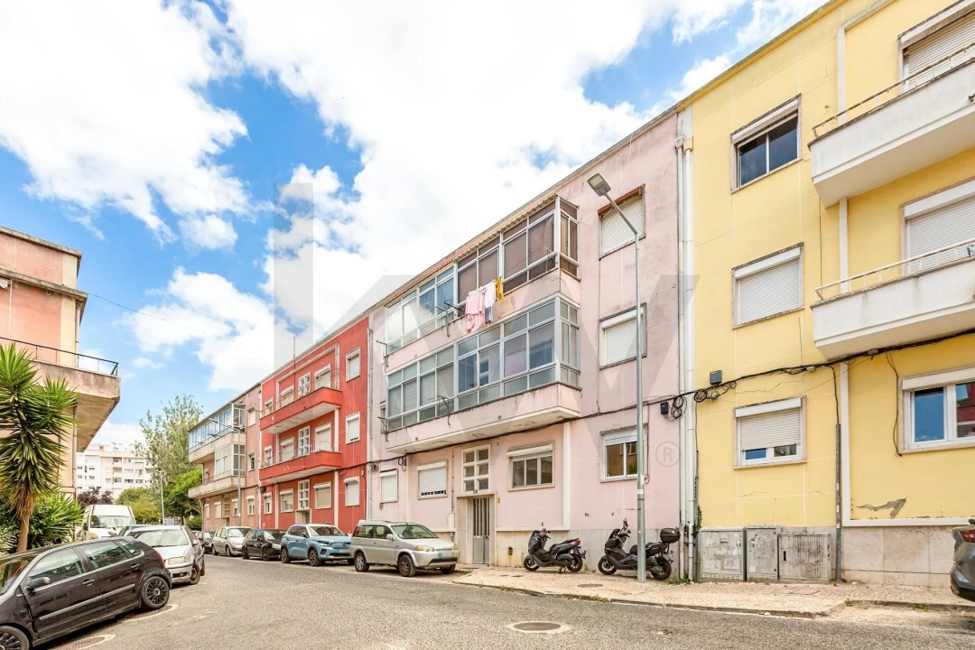 Apartamento T2 para Venda em Queluz e Belas Foto 23