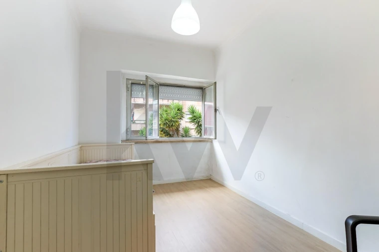 Apartamento T2 para Venda em Queluz e Belas Foto 6