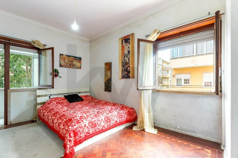 Apartamento T4 para Venda em Queluz e Belas Foto 13