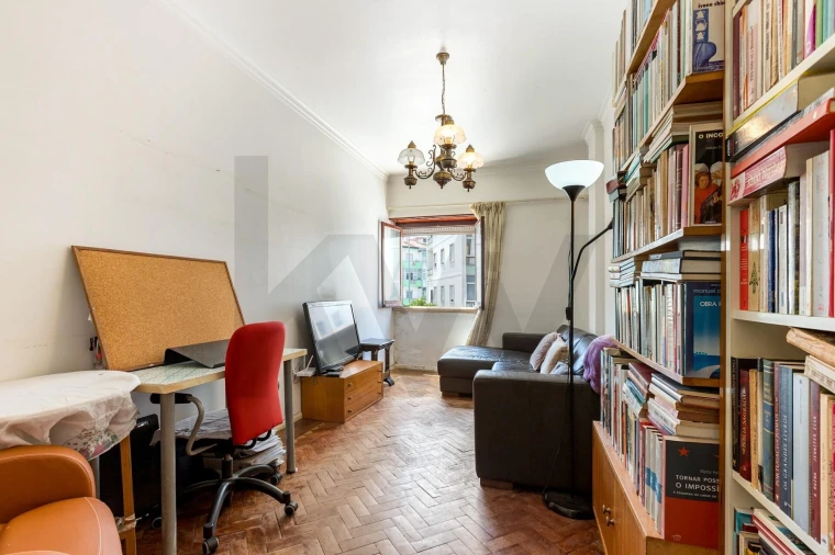 Apartamento T4 para Venda em Queluz e Belas Foto 6