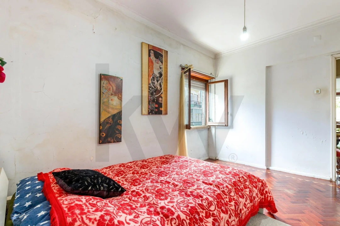 Apartamento T4 para Venda em Queluz e Belas Foto 15