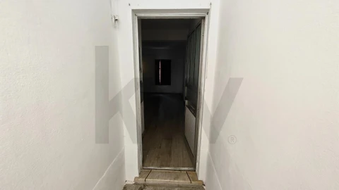 Moradia T2 para Venda em Barbacena e Vila Fernando