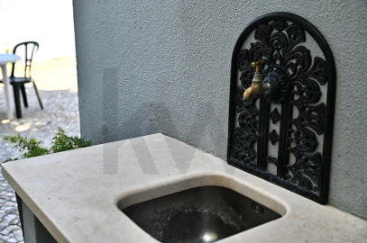 Moradia T2 para Venda em Algés, Linda-A-Velha e Cruz Quebrada-Dafundo
