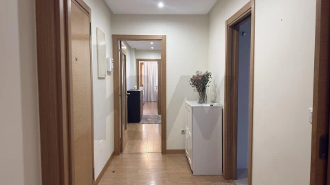 Apartamento T3 para Arrendamento em Loures