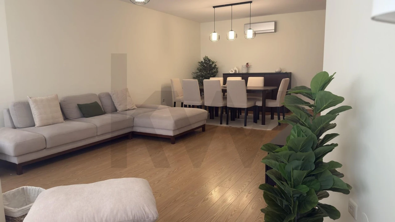 Apartamento T3 para Arrendamento em Loures Foto 4