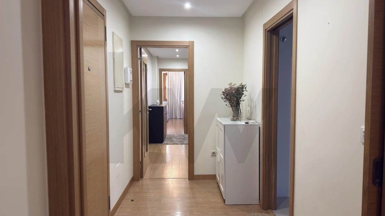 Apartamento T3 para Arrendamento em Loures Foto 6